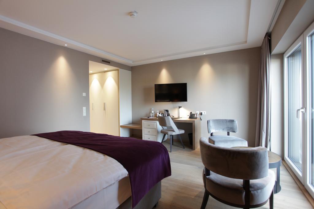 Hotel Aurelia Aldingen  Экстерьер фото