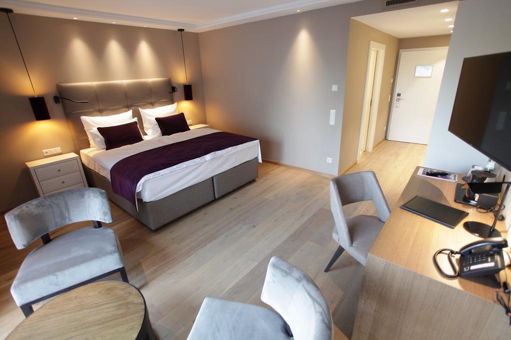 Hotel Aurelia Aldingen  Экстерьер фото